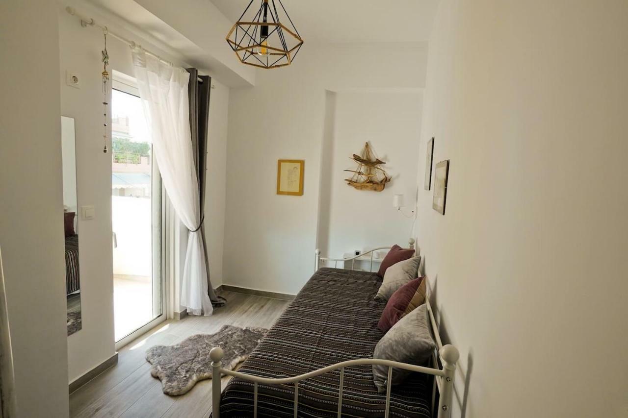 Athens Central Apartment 2 Mins To Metro Exterior photo